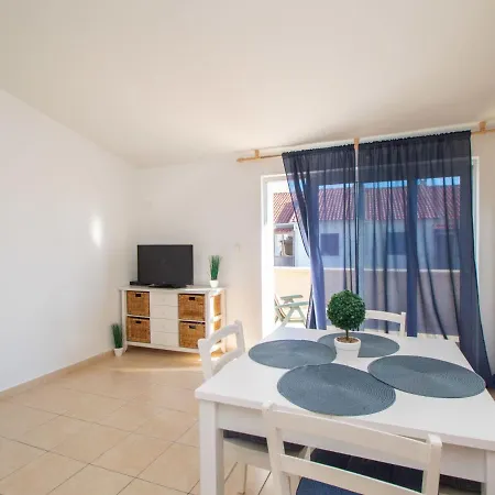 Lastavica-1 By Interhome Apartamento *