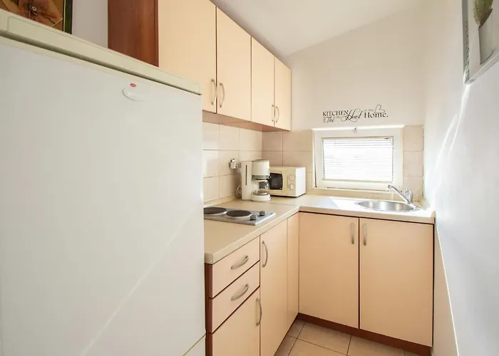 Appartamento Lastavica-1 By Interhome *