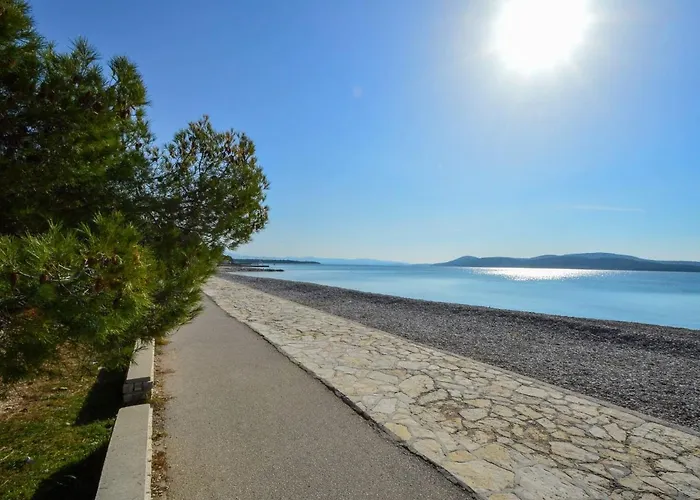 Appartamento Lastavica-1 By Interhome *